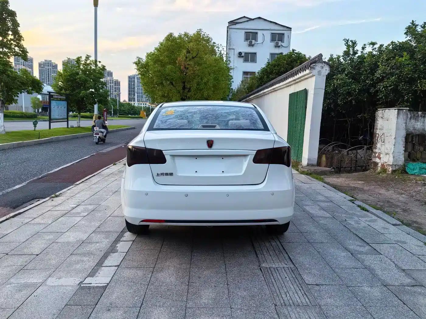 Roewe 350 2014 1.5L Automatic Speedway Edition — миниатюра 4