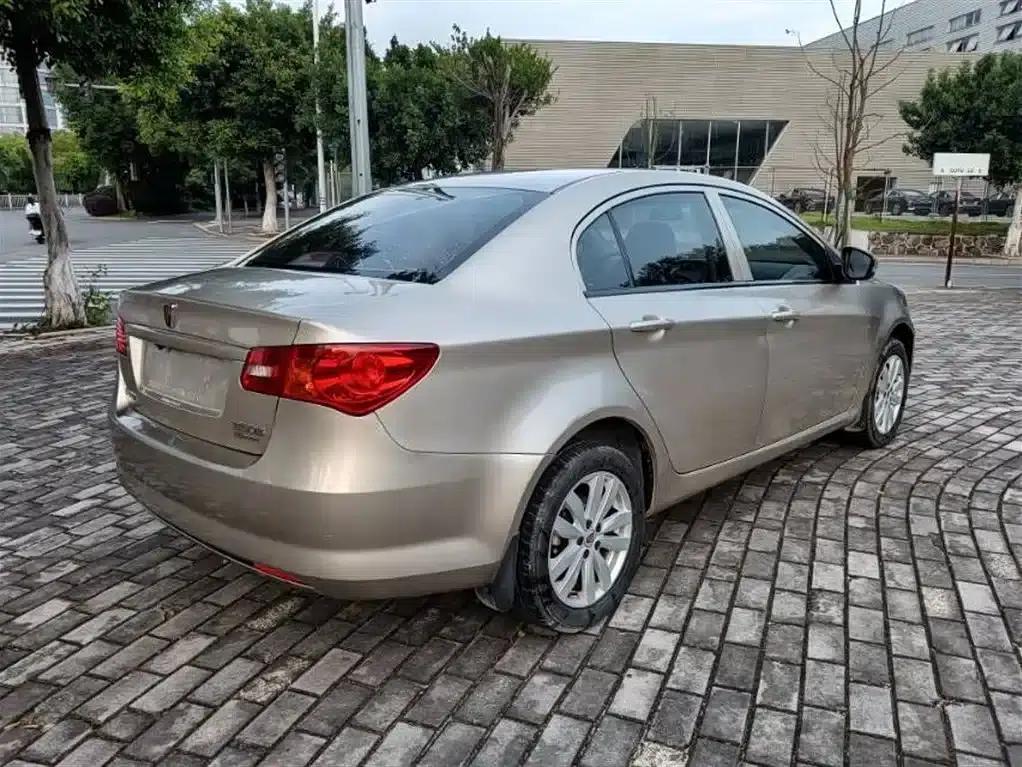 Roewe 350 2014 1.5L Manual Swift Edition — миниатюра 4