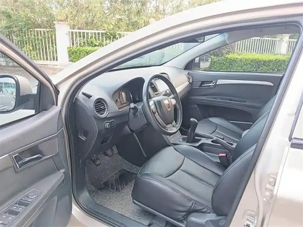 Roewe 350 2014 1.5L Manual Swift Edition — миниатюра 7
