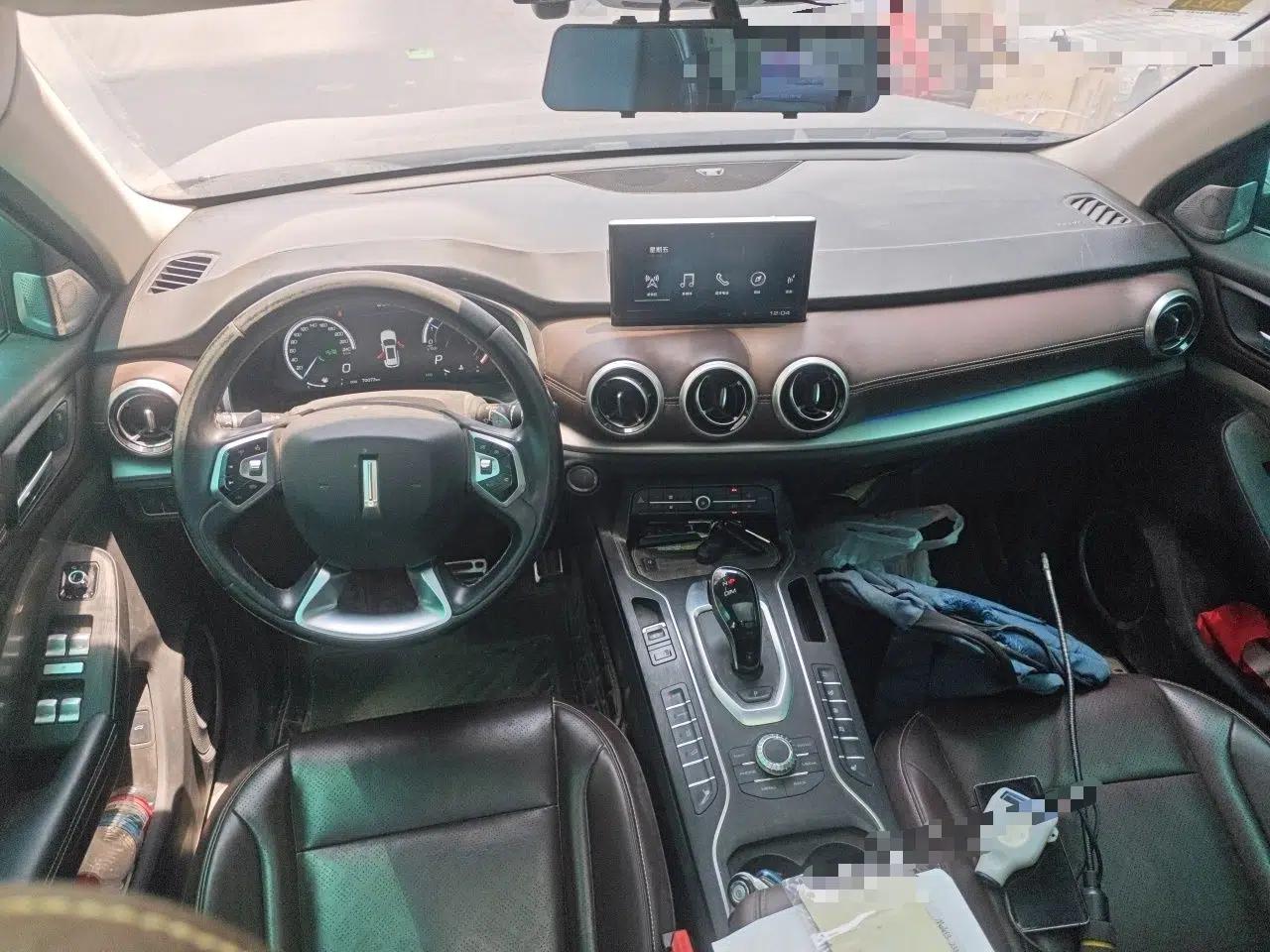Wey VV6 2019 2.0T Two-Wheel-Drive Ultra-Luxury Version China VI Standard — миниатюра 10