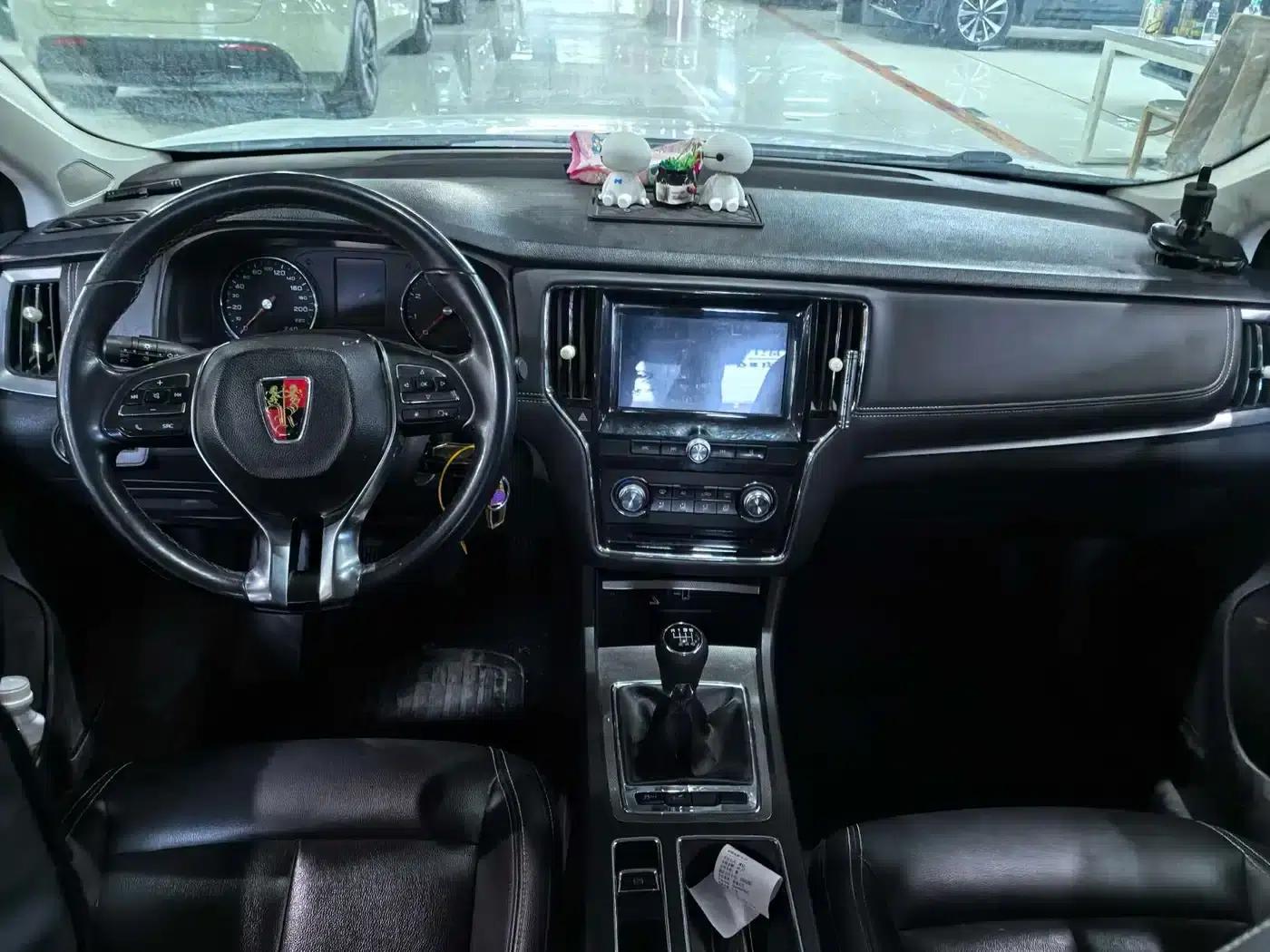 Roewe i6 Classic 2017 20T Manual Deluxe Edition — миниатюра 6