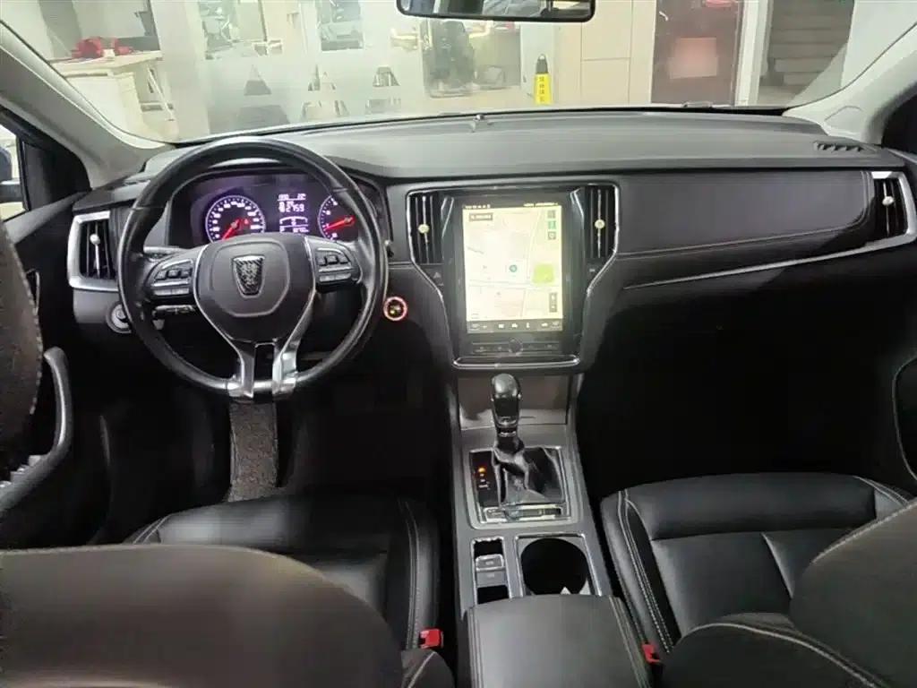 Roewe i6 Classic 2017 20T Automatic Internet Smart Edition — миниатюра 10