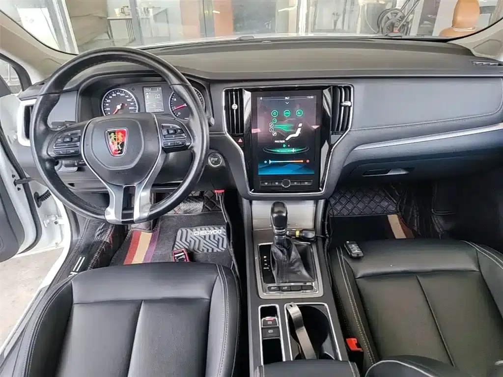 Roewe i6 Classic 2019 PLUS 20T TST 4G Connected Flagship Superb Edition — миниатюра 10