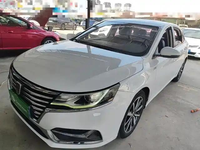 Roewe i6 Classic 2019 PLUS 20T TST 4G Connected Flagship Superb Edition