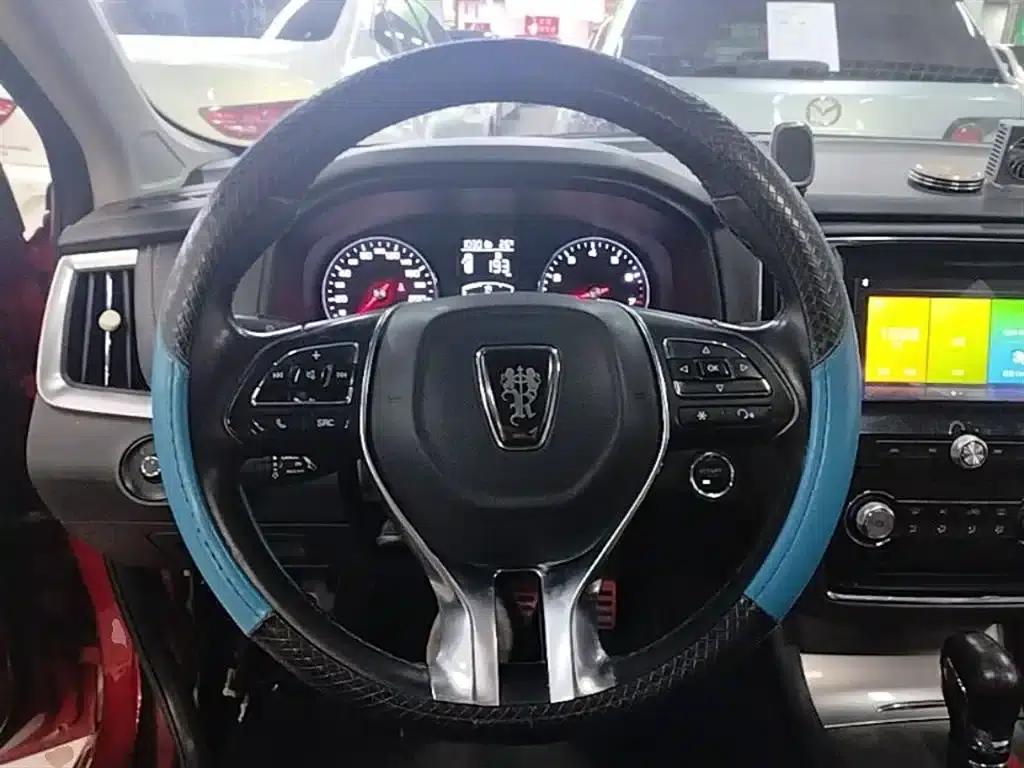 Roewe i6 Classic 2018 20T Automatic Flagship Edition — миниатюра 11