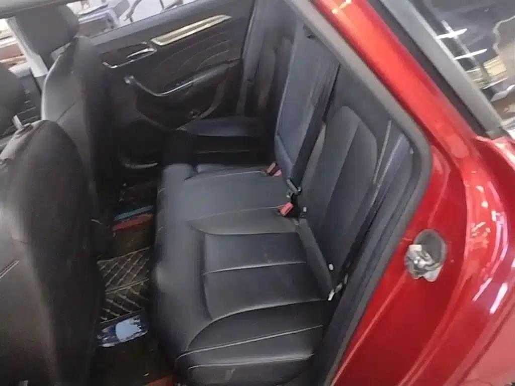 Roewe i6 Classic 2018 20T Automatic Flagship Edition — миниатюра 17