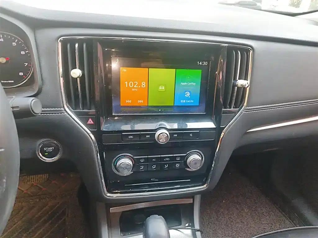 Roewe i6 Classic 2018 20T Automatic Flagship Edition — миниатюра 6