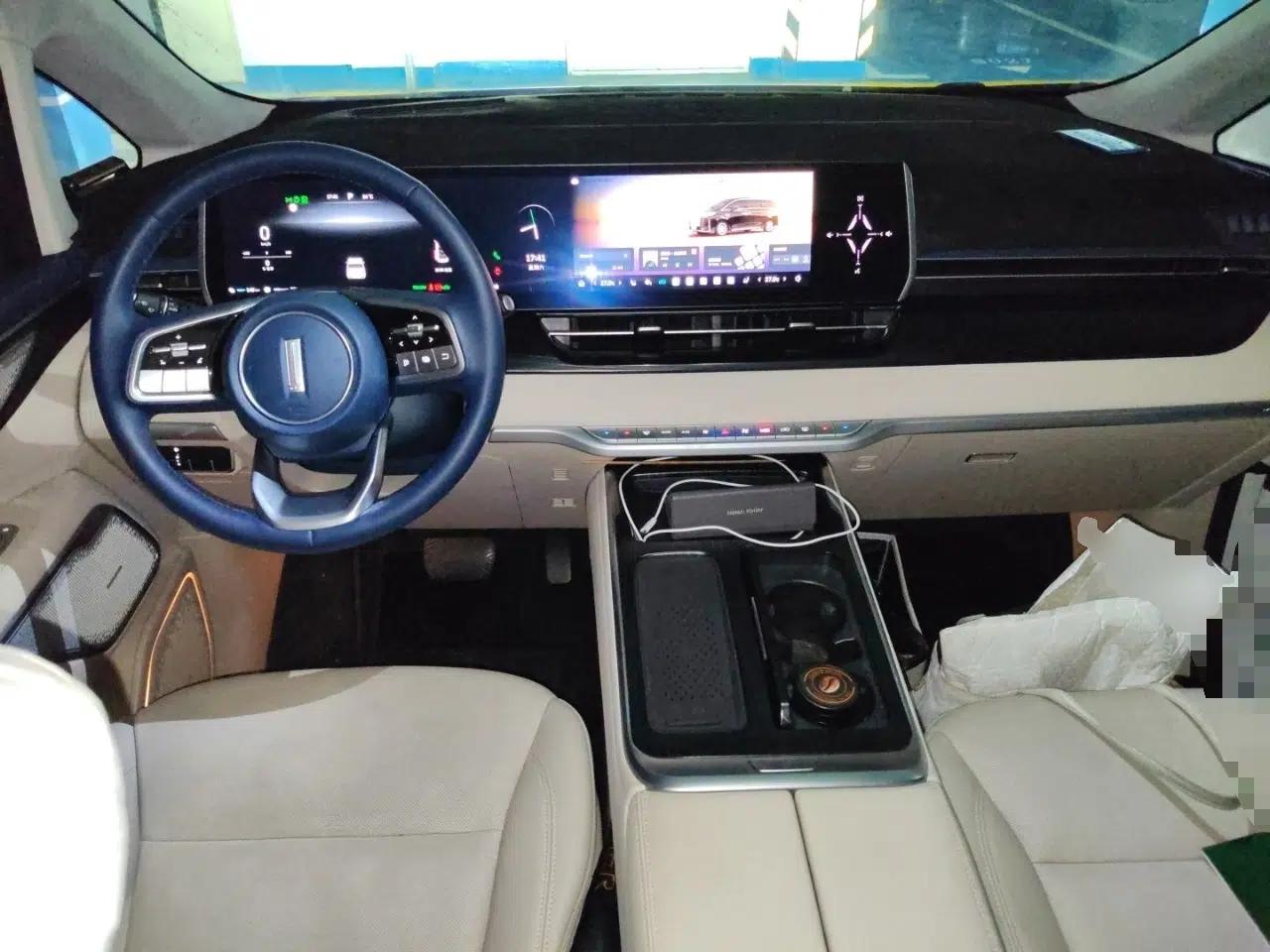 Wey Gaoshan 2023 Four-Wheel Drive Flagship Edition — миниатюра 10