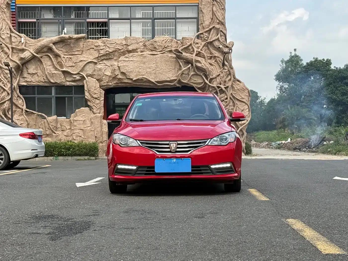 Roewe 360 2015 1.5L Automatic Deluxe Edition — миниатюра 2