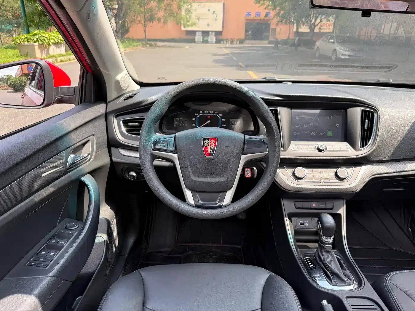 Roewe 360 2015 1.5L Automatic Deluxe Edition — миниатюра 13