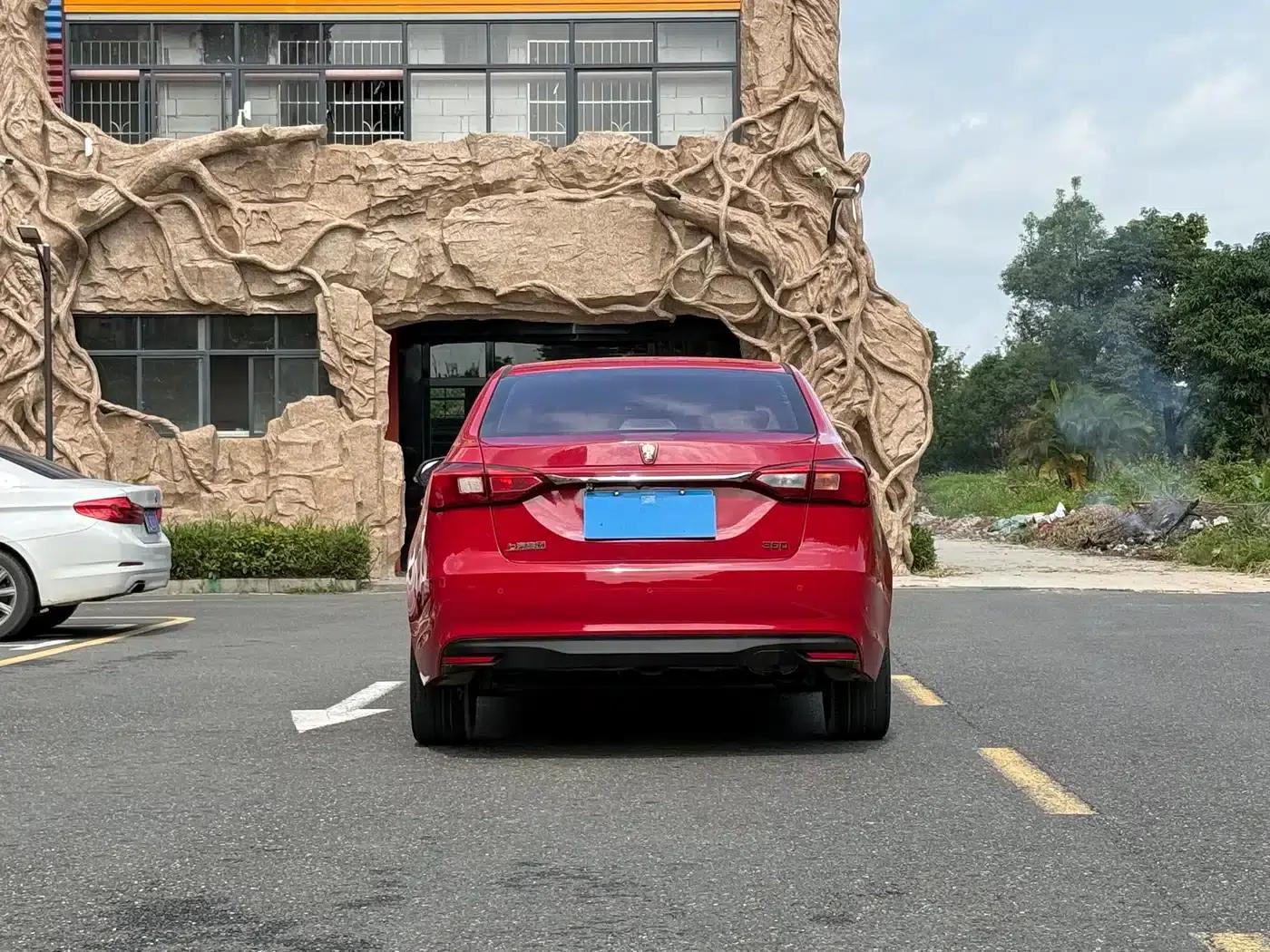Roewe 360 2015 1.5L Automatic Deluxe Edition — миниатюра 5