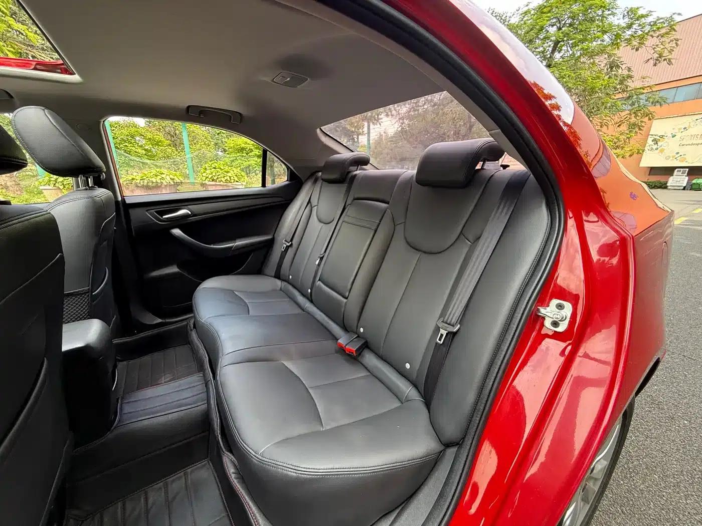 Roewe 360 2015 1.5L Automatic Deluxe Edition — миниатюра 8