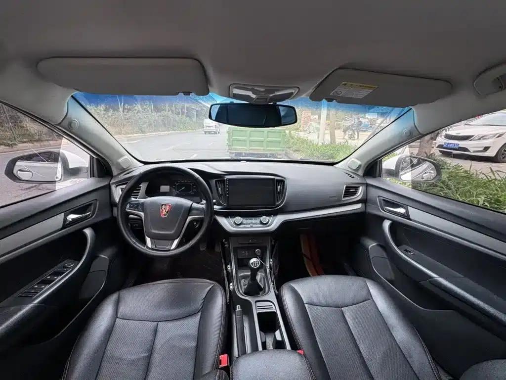 Roewe 360 2017 1.5L Manual Smart Screen Edition — миниатюра 7