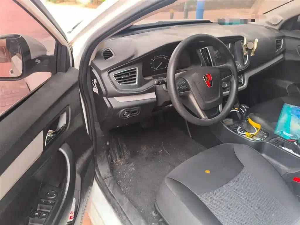 Roewe 360 2017 1.5L Automatic Smart Screen Edition — миниатюра 13