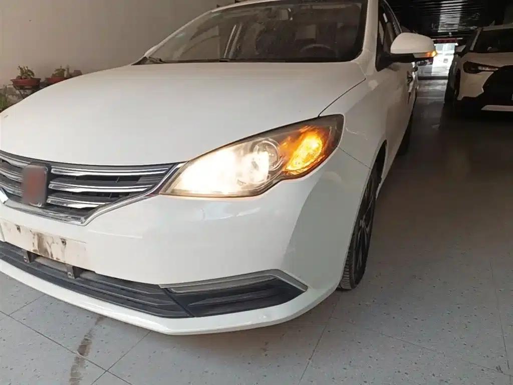 Roewe 360 2017 1.5L Automatic Deluxe Edition — миниатюра 24