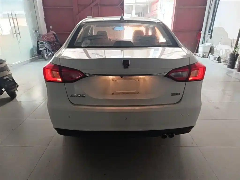 Roewe 360 2017 1.5L Automatic Deluxe Edition — миниатюра 6