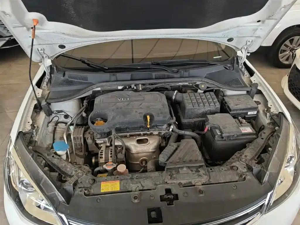 Roewe 360 2015 1.5L Manual Deluxe Edition — миниатюра 20