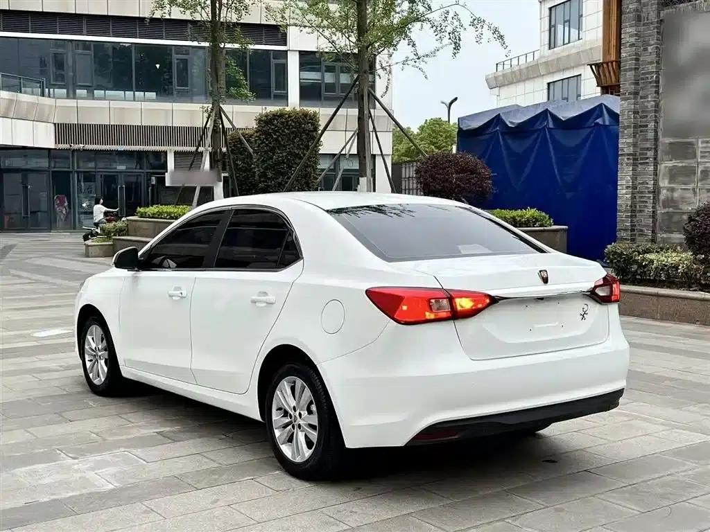 Roewe 360 2015 1.5L Manual Deluxe Edition — миниатюра 5