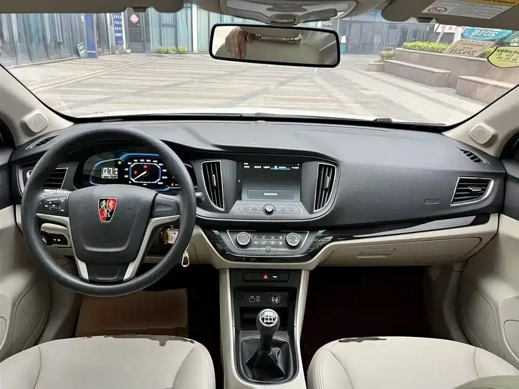 Roewe 360 2015 1.5L Manual Deluxe Edition — миниатюра 10