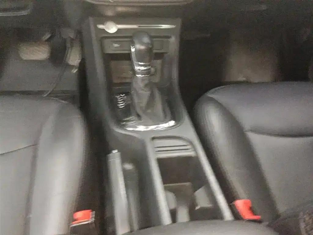 Roewe 360 2017 1.5L Automatic Deluxe Edition — миниатюра 14