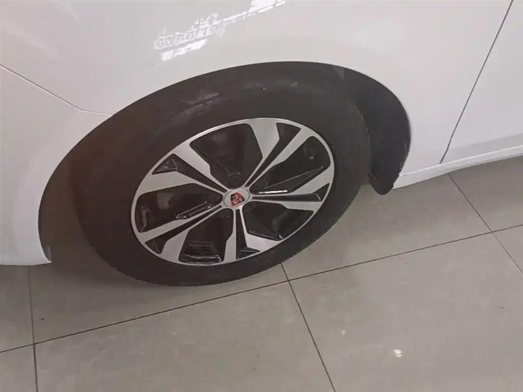 Roewe 360 2017 1.5L Automatic Deluxe Edition — миниатюра 23