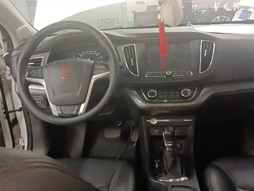 Roewe 360 2017 1.5L Automatic Deluxe Edition — миниатюра 10
