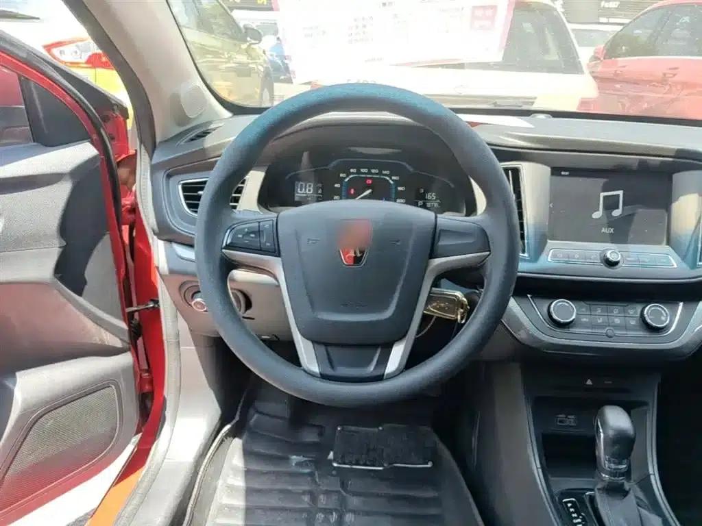 Roewe 360 2015 1.5L Automatic Deluxe Edition — миниатюра 11
