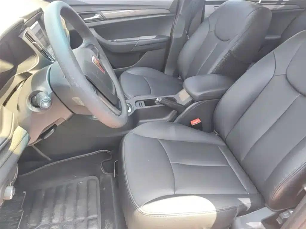 Roewe 360 2015 1.5L Automatic Deluxe Edition — миниатюра 15