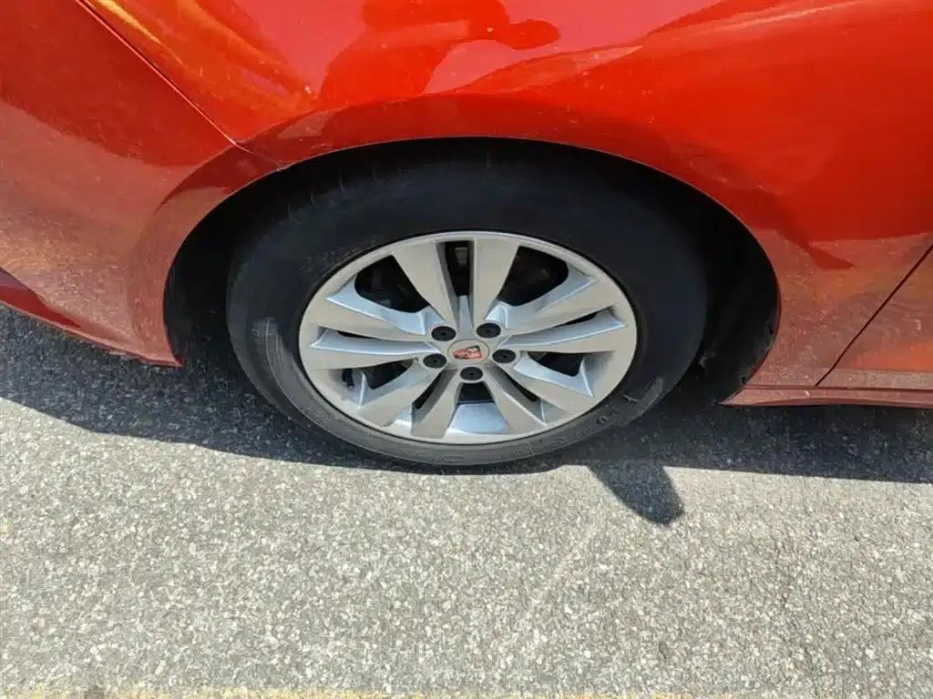 Roewe 360 2015 1.5L Automatic Deluxe Edition — миниатюра 23