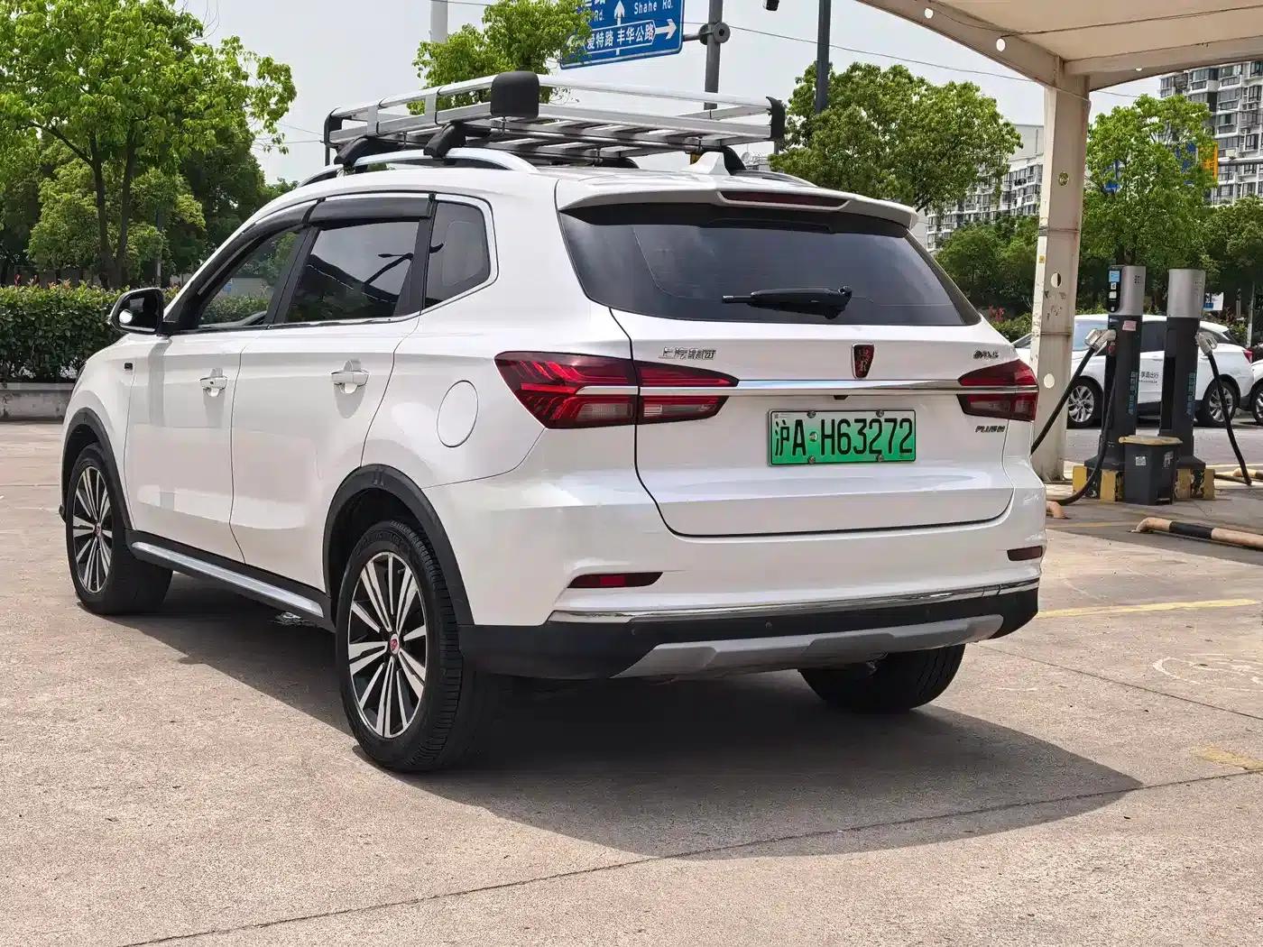 Roewe RX5 New Energy 2017 eRX5 50T Hybrid Connected Premium Flagship Edition — миниатюра 11