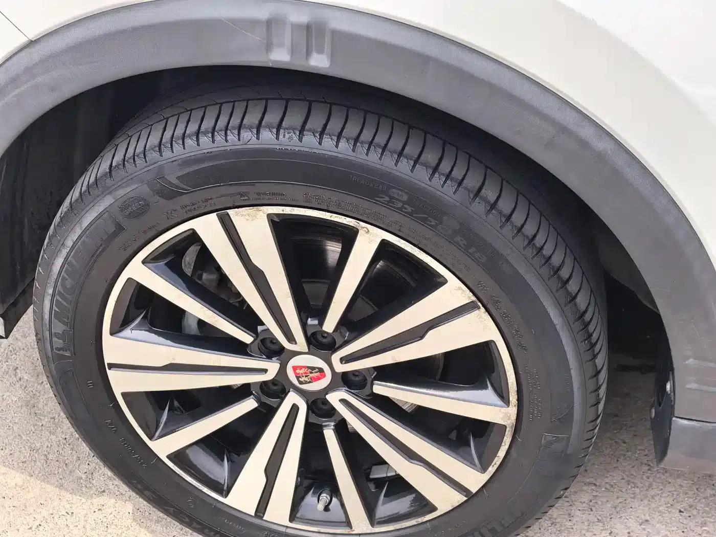 Roewe RX5 New Energy 2017 eRX5 50T Hybrid Connected Premium Flagship Edition — миниатюра 18