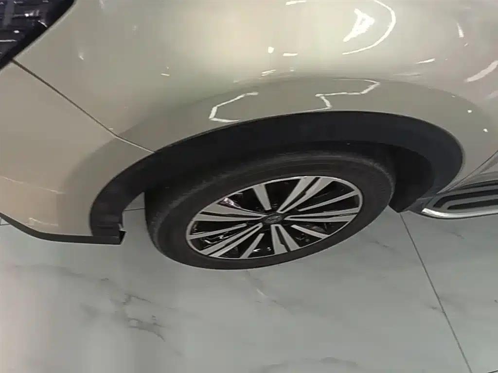 Roewe RX5 New Energy 2019 eRX5 50T Internet Super Flagship Edition — миниатюра 23