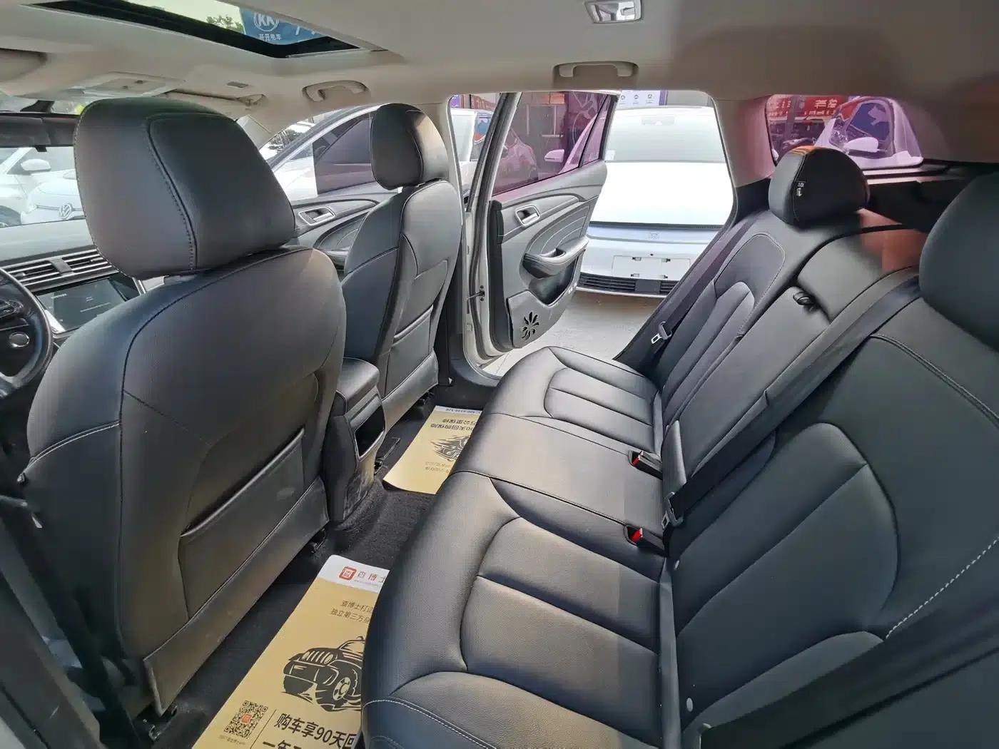 Roewe Ei5 2018 Internet Luxury Edition — миниатюра 13