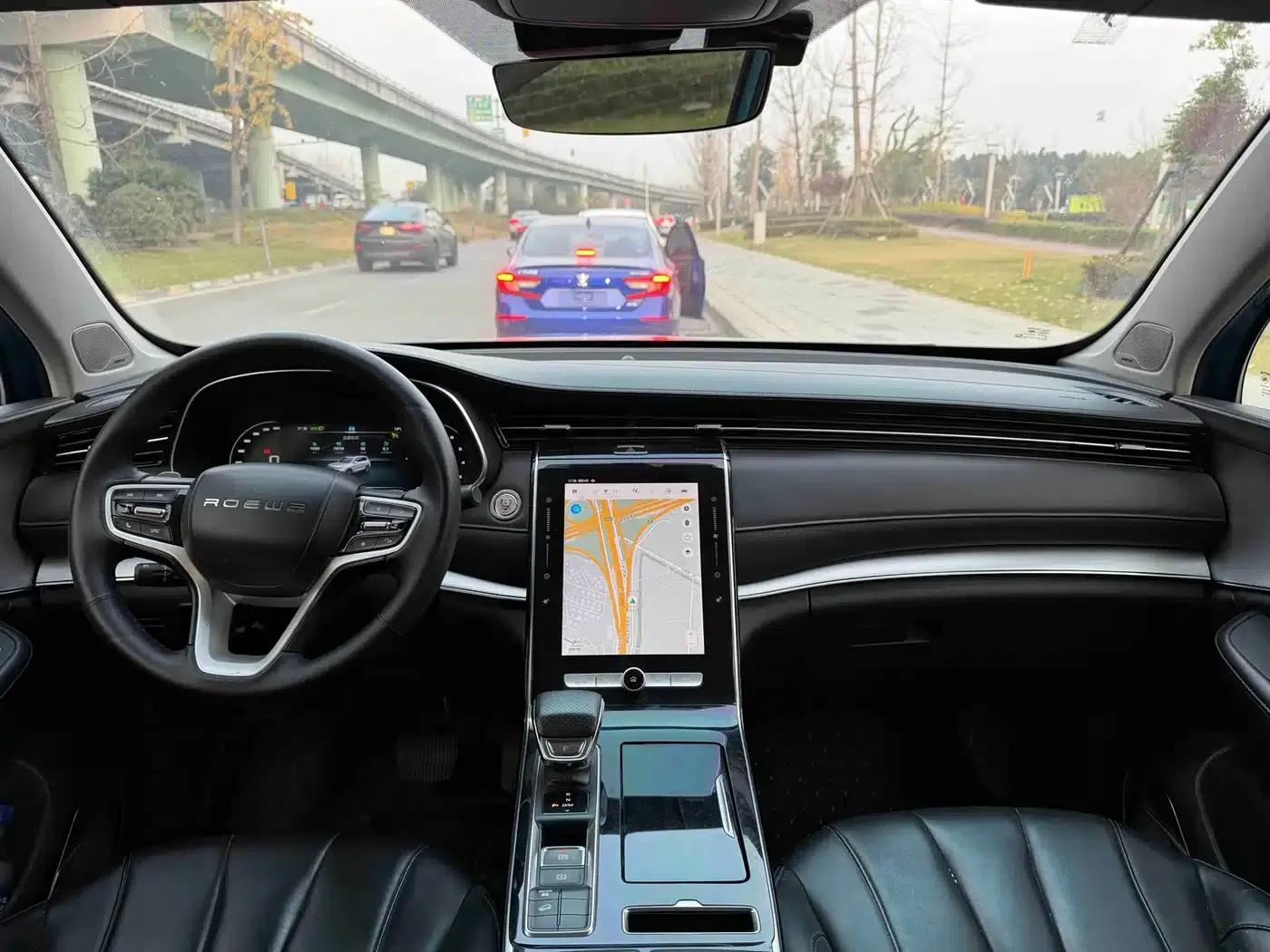 Roewe RX5 MAX 2019 300TGI Automatic Intelligent Cockpit Luxury Edition — миниатюра 12