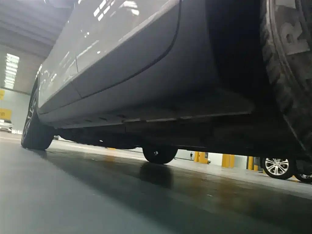 Roewe RX3 2020 1.6L CVT 4G Connected Super Cool Flagship Edition — миниатюра 22