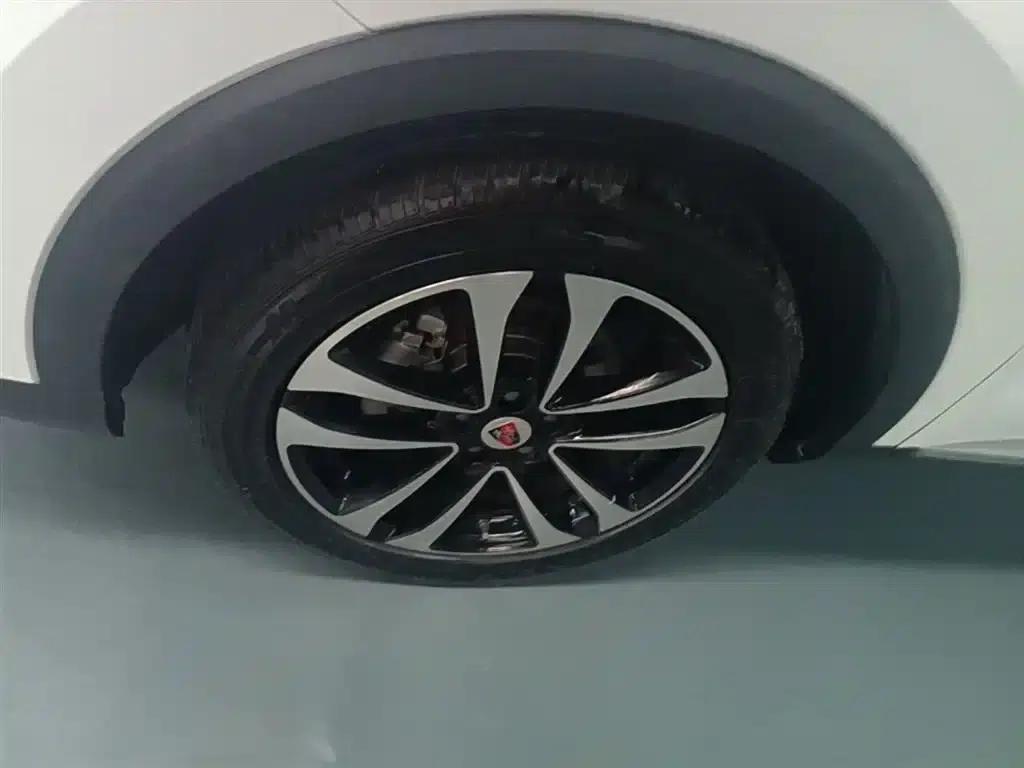 Roewe RX3 2020 1.6L CVT 4G Connected Super Cool Flagship Edition — миниатюра 23
