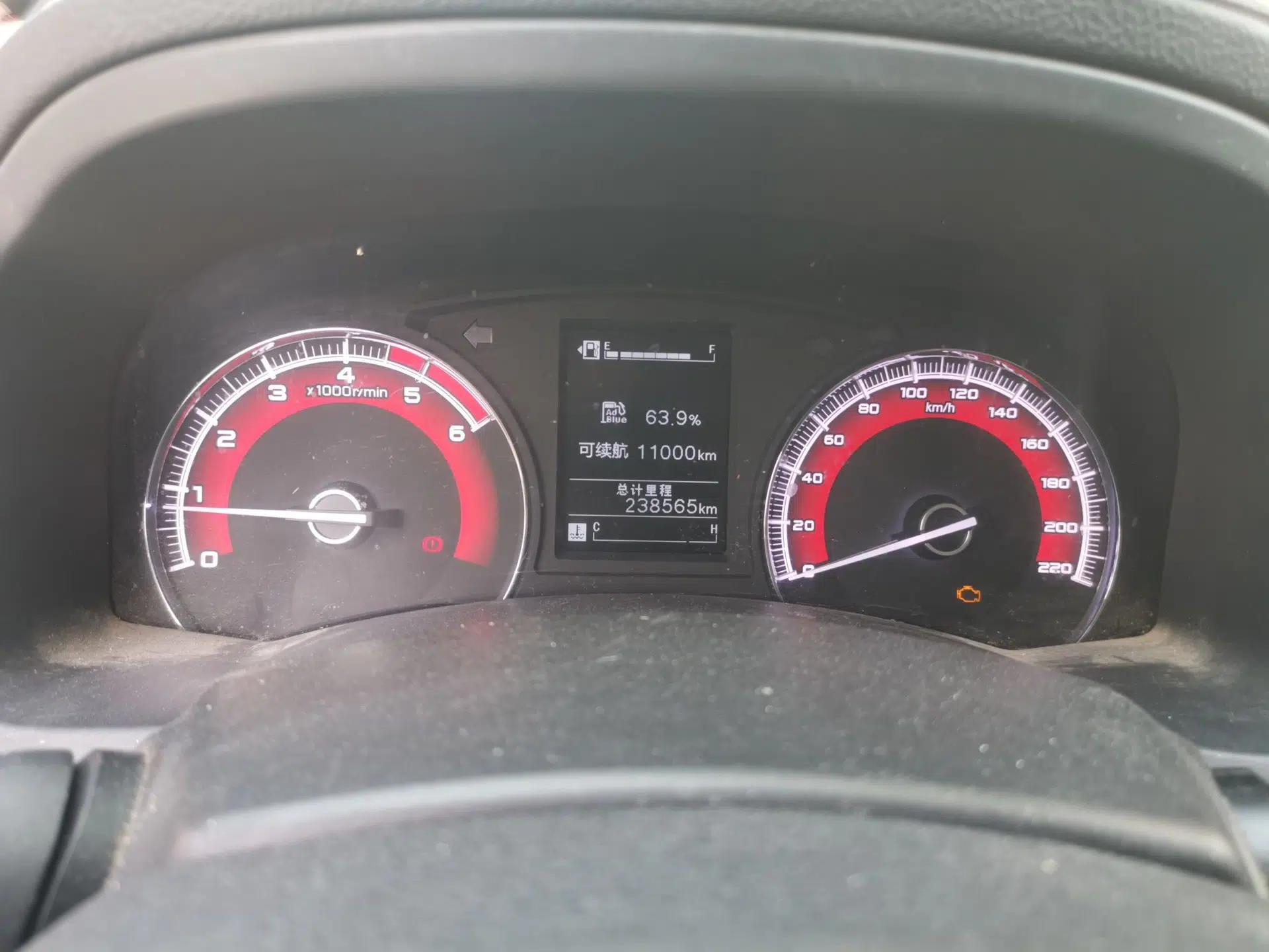 Isuzu D-MAX 2019 2.5T Two-Wheel Drive Manual Navigation Edition China VI Standard Extended Version JE4D25Q6A — миниатюра 12