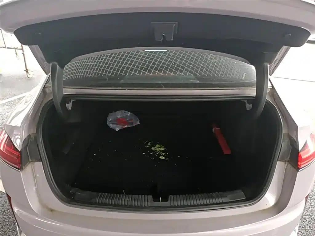 Roewe M7 DMH 2025 160km Comfort Edition — миниатюра 19