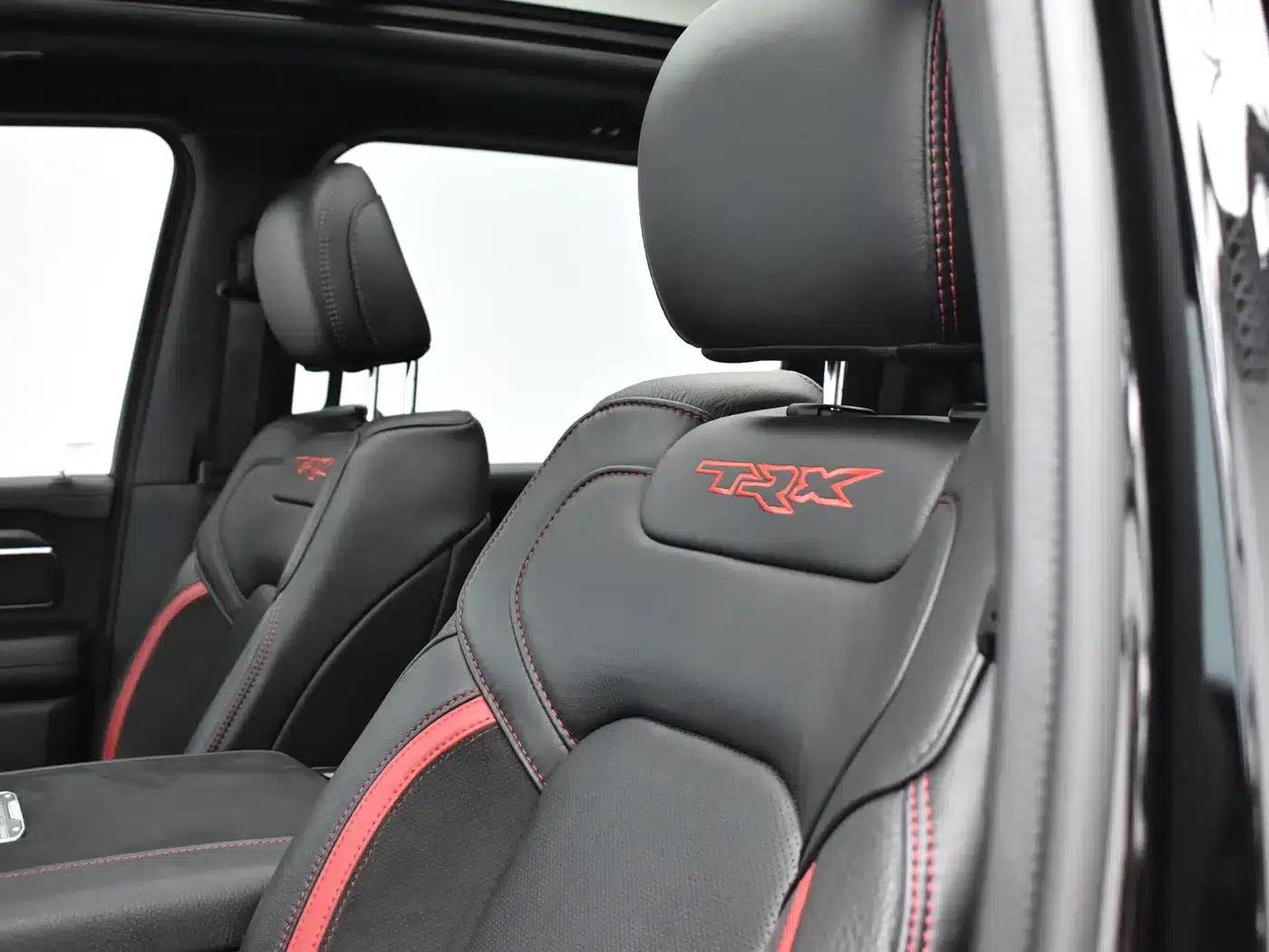 RAM Trucks Tyrannosaurus Rex 2023 6.2T US Spec — миниатюра 15
