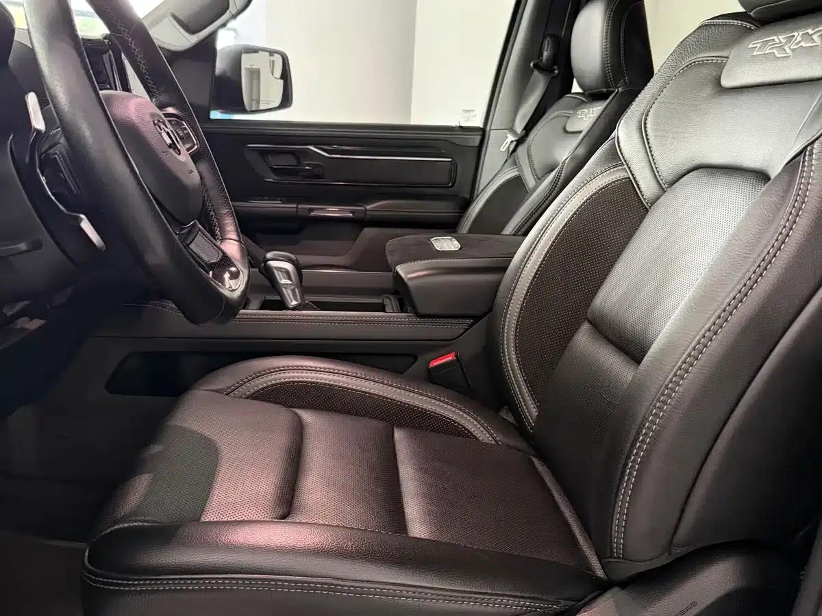 RAM Trucks Tyrannosaurus Rex 2022 6.2T Automatic — миниатюра 6