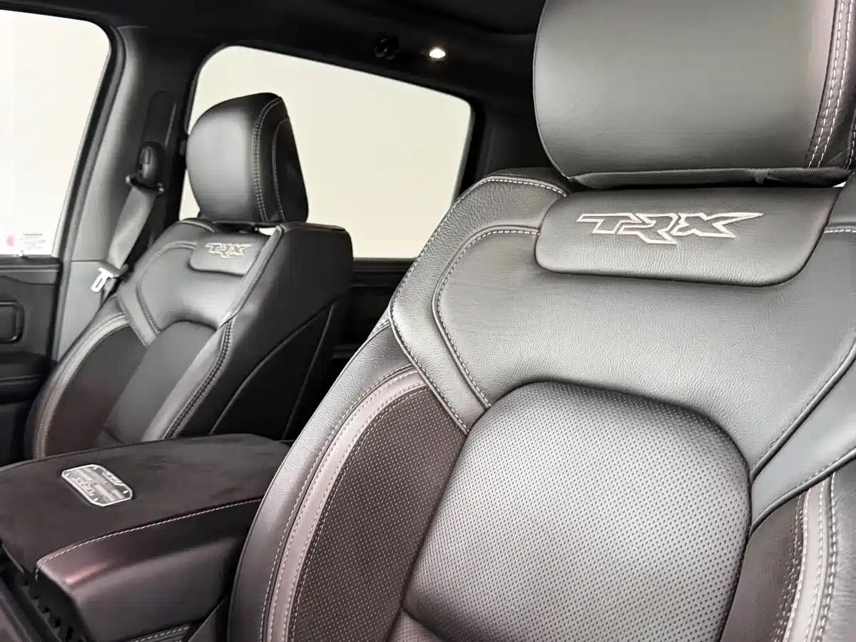 RAM Trucks Tyrannosaurus Rex 2022 6.2T Automatic — миниатюра 7
