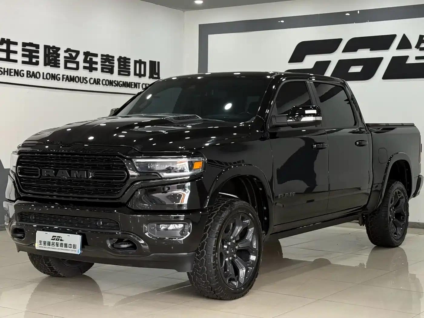 RAM Trucks 2022 5.7L Dark Night Limited Edition — миниатюра 1