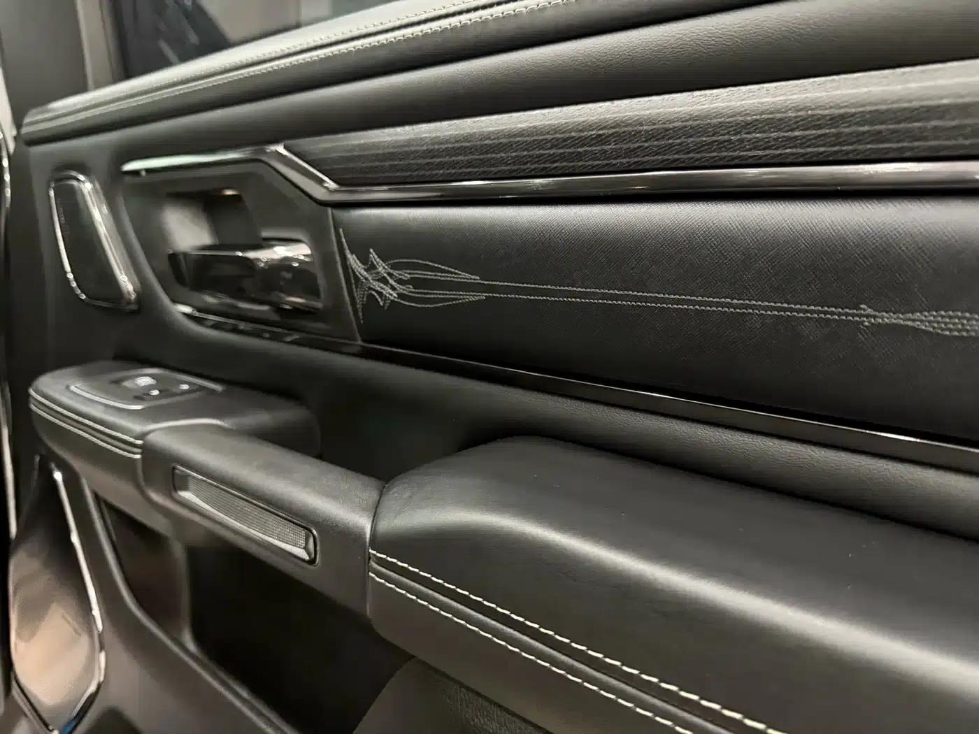RAM Trucks 2022 5.7L Dark Night Limited Edition — миниатюра 29