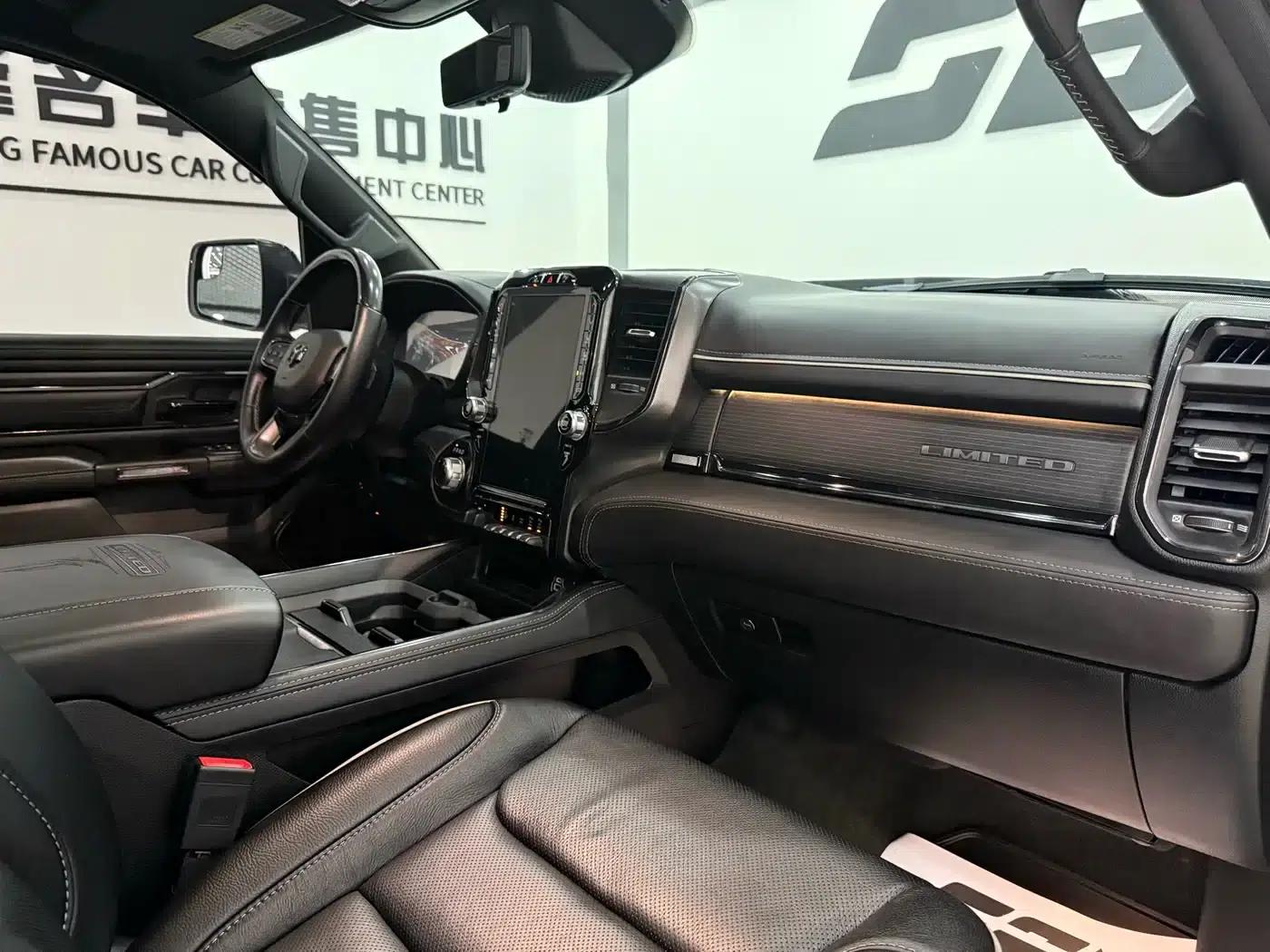 RAM Trucks 2022 5.7L Dark Night Limited Edition — миниатюра 30
