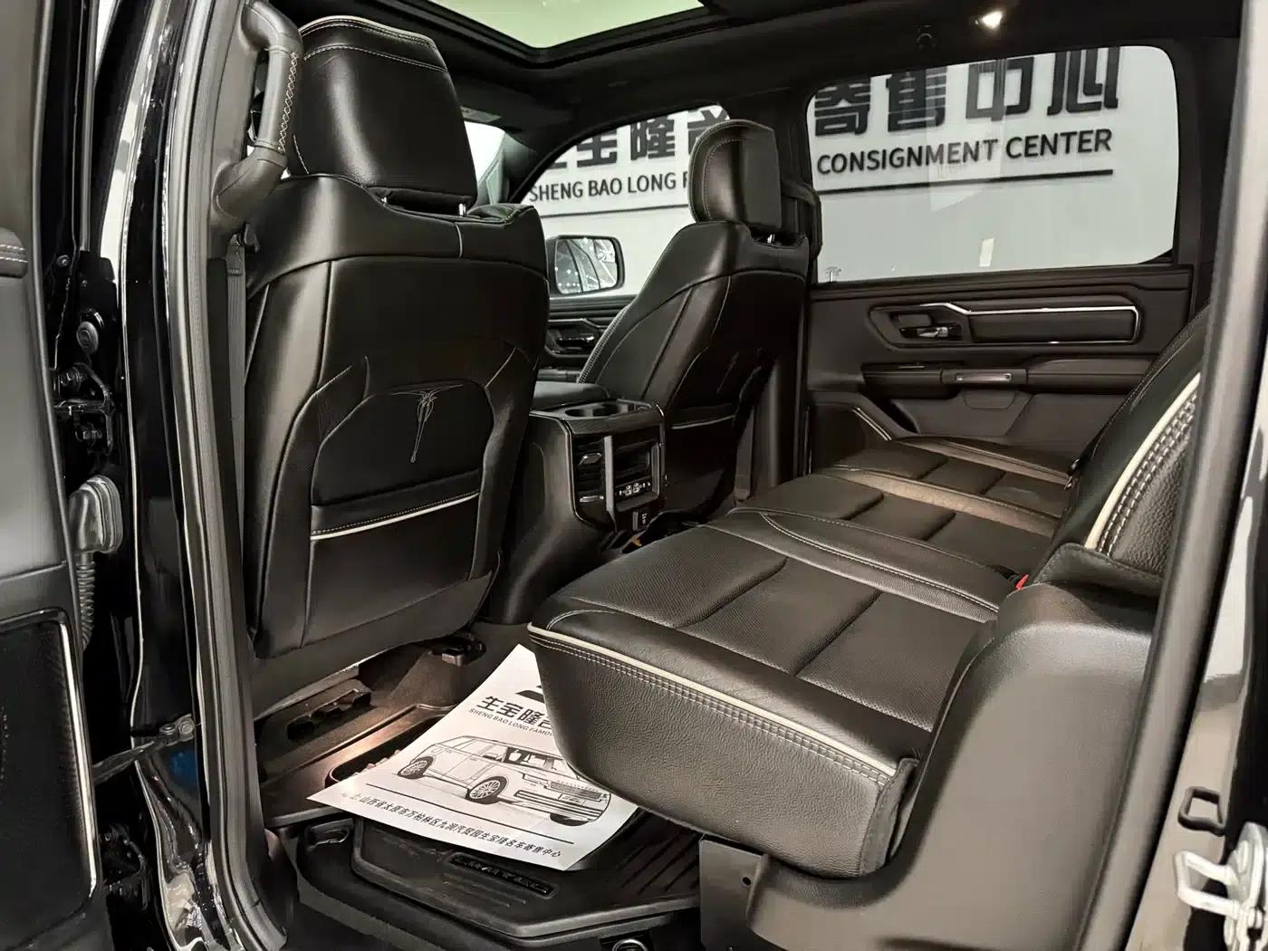 RAM Trucks 2022 5.7L Dark Night Limited Edition — миниатюра 33