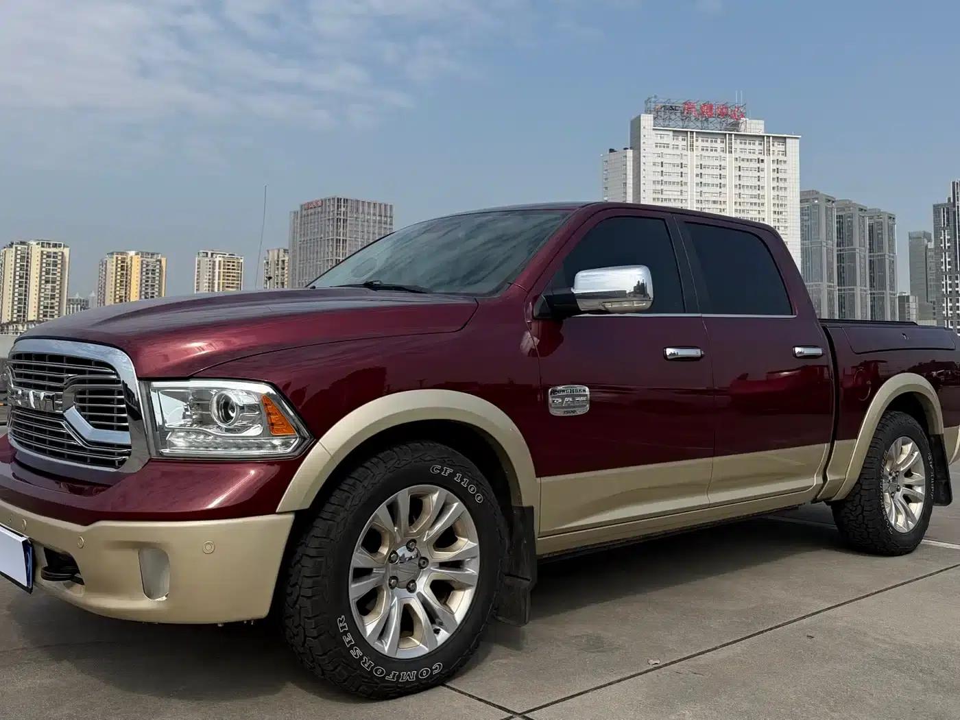 RAM Trucks 2013 1500 5.7L — миниатюра 2