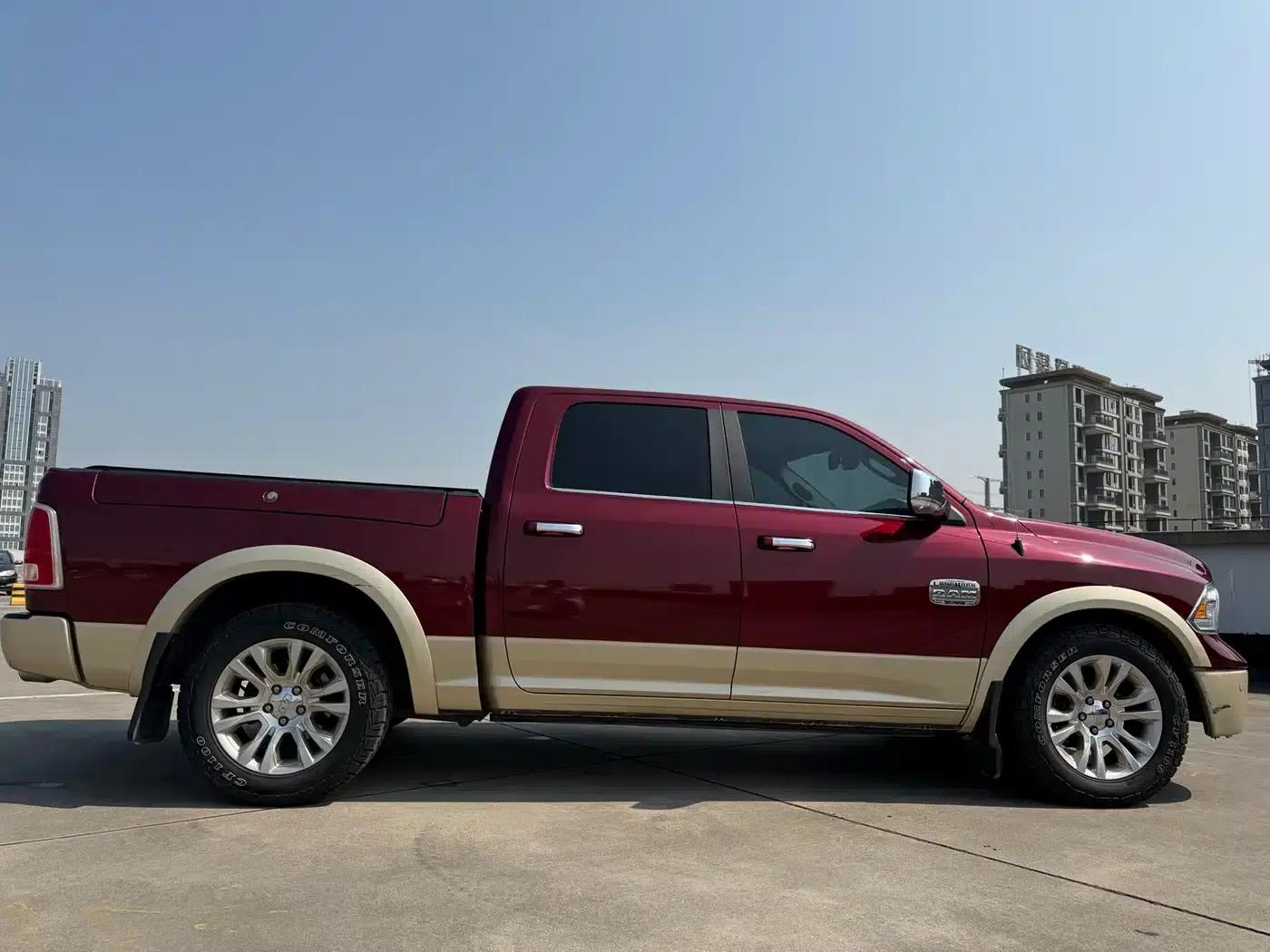 RAM Trucks 2013 1500 5.7L — миниатюра 4