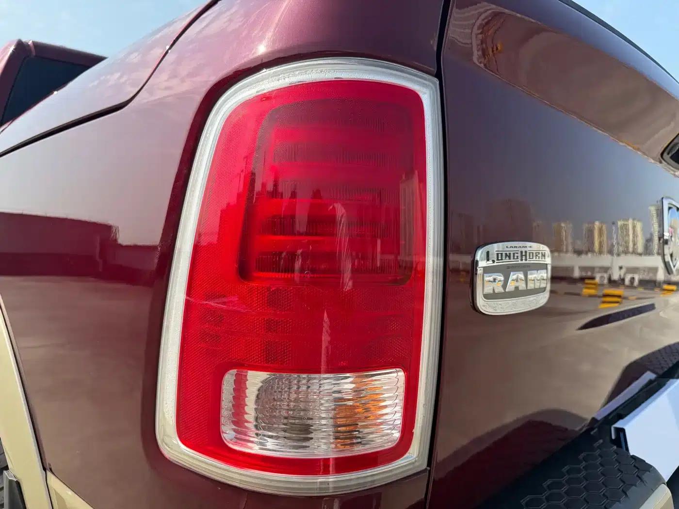 RAM Trucks 2013 1500 5.7L — миниатюра 9