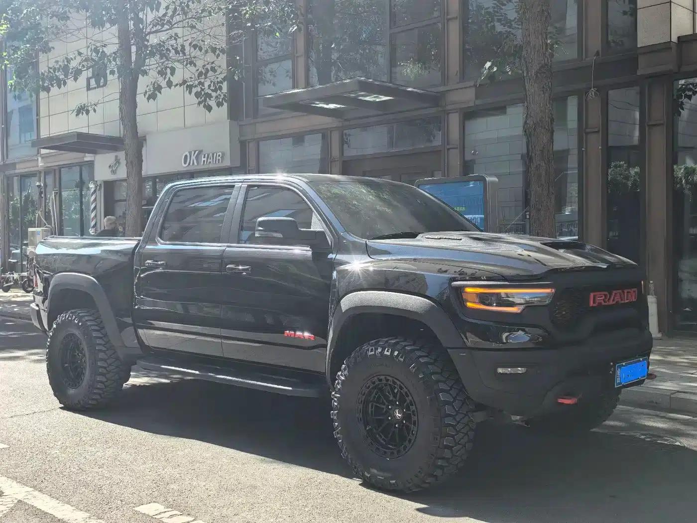 RAM Trucks Tyrannosaurus Rex 2024 6.2T Automatic — миниатюра 2