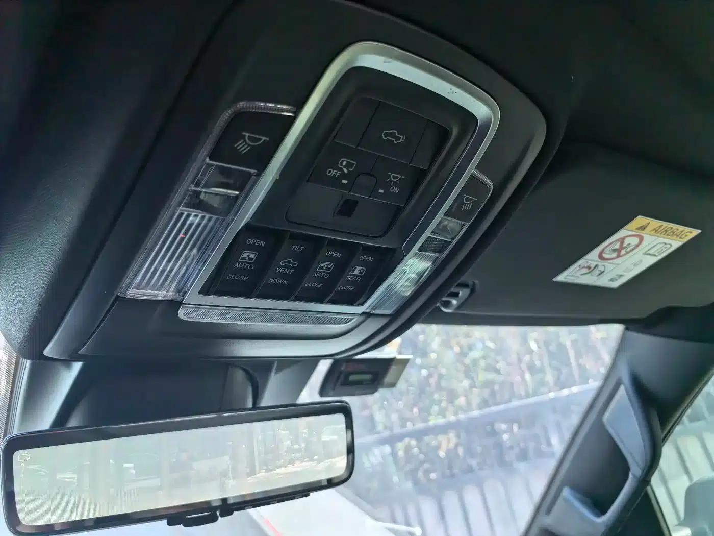 RAM Trucks Tyrannosaurus Rex 2024 6.2T Automatic — миниатюра 14